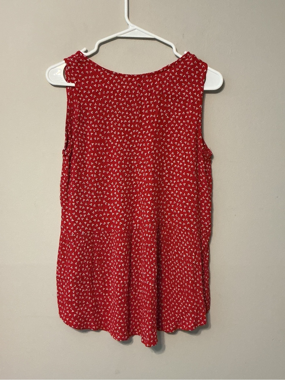 Sim & Sam Red Patterned Sleeveless Top - Picture 5 of 8